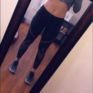 Lululemon reveal tight Leggings size 8